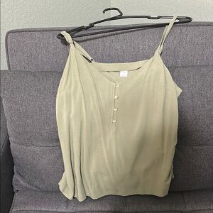 Old Navy Green Sleeveless Buttoned Camisole